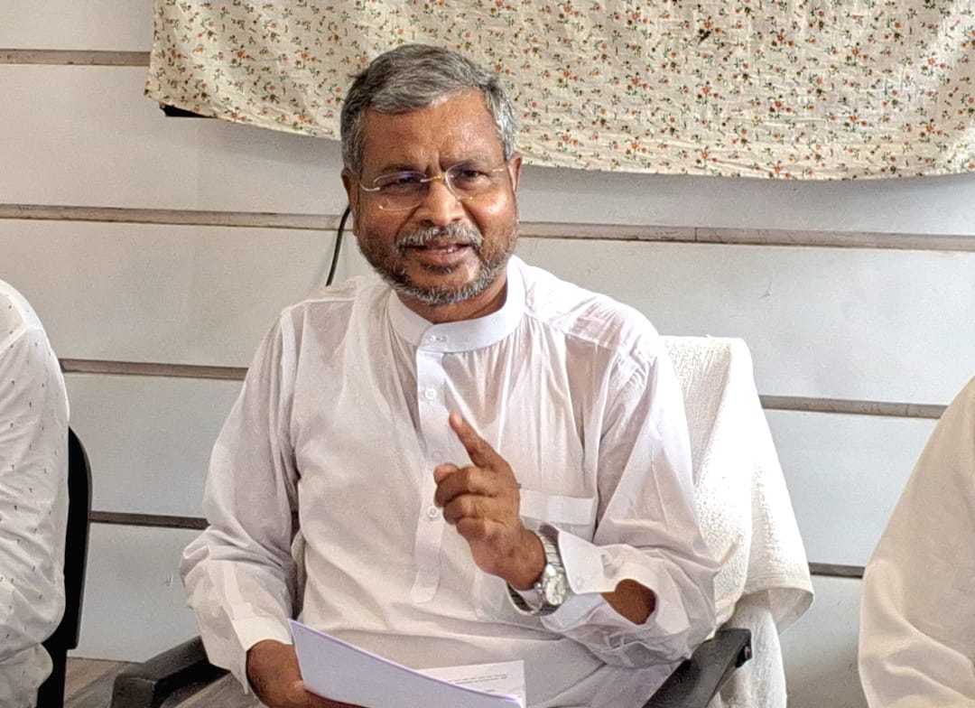 संथाल में क्यों बढ़ रही विशेष समुदाय की आबादी! विधानसभा चुनाव से पहले मुद्दा बनाने में जुटी भाजपा  