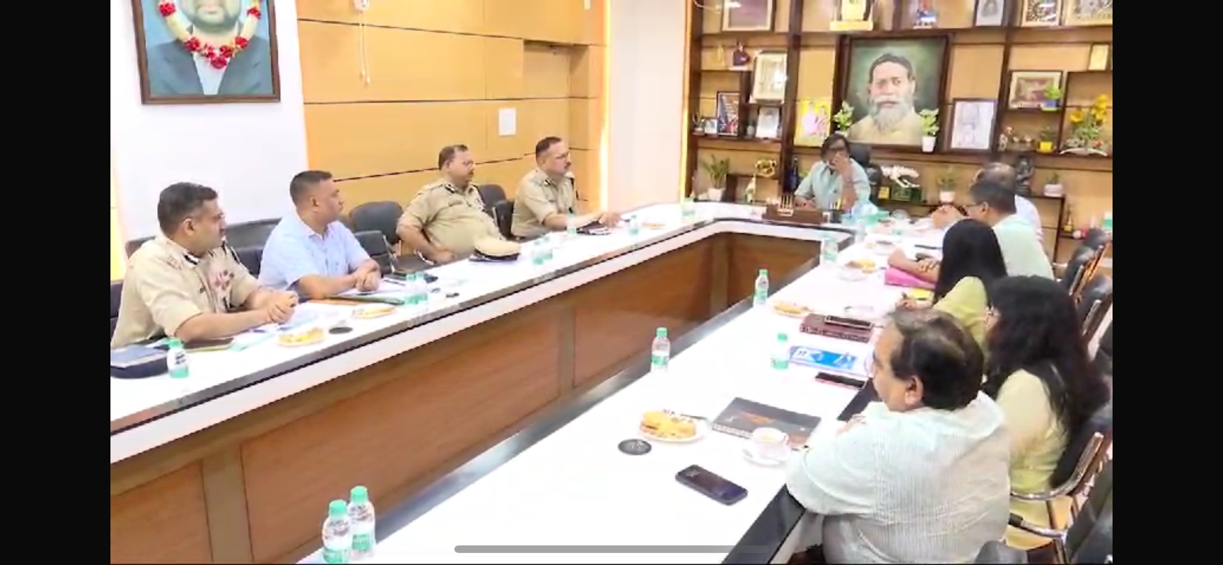 एक्शन में हेमंत,विधि व्यवस्था और योजनाओँ को लेकर हाई लेबल मीटिंग