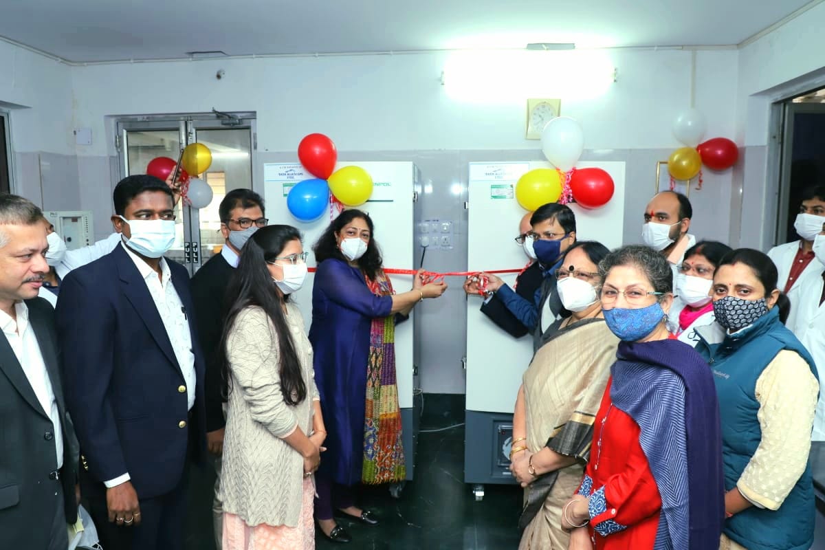 नए साल के मौके पर टाटा ब्लूस्कोप स्टील ने  जमशेदपुर ब्लड बैंक को समर्पित किया दो डीप फ्रीजर