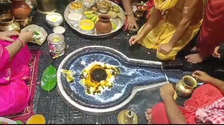 72 साल बाद सावन पर बना दुर्लभ संयोग, पूरे महीने प्रसन्न रहेंगे भोलेनाथ, इस विधि से करें पूजा, बरसेगी कृपा