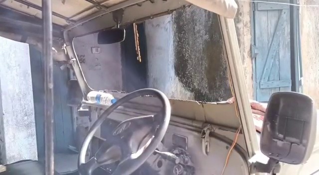 सनकी के उत्पात से दिनभर परेशान रही पुलिस,  गश्ती जीप में भी की तोड़फोड़