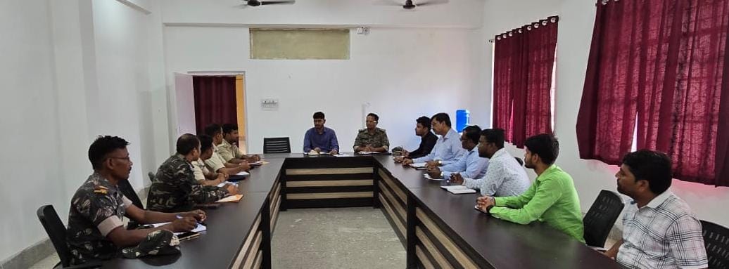 पत्थरों का अवैध खनन नहीं होने का देना होगा प्रमाण पत्र, अनुमंडल स्तरीय खनन टास्क फोर्स की बैठक में एसडीओ ने जारी किए निर्देश