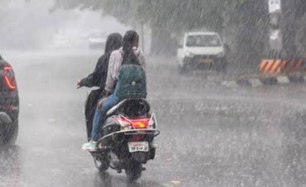 Weather Alert: झारखंड में आज जबरदस्त असर दिखाएगा साइक्लोनिक सर्कुलेशन, रांची समेत इन जिलों में भारी बारिश का अलर्ट