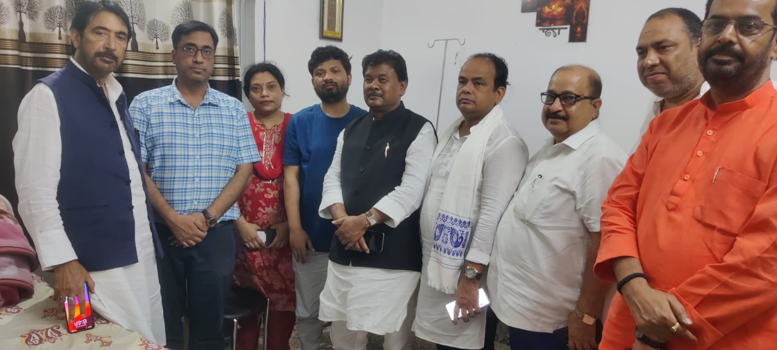 कांग्रेस के प्रदेश प्रवक्ता रियाजुल अंसारी का निजी अस्पताल में चल रहा इलाज, मिलने पहुंचे झारखंड प्रदेश अध्यक्ष समेत कई नेता