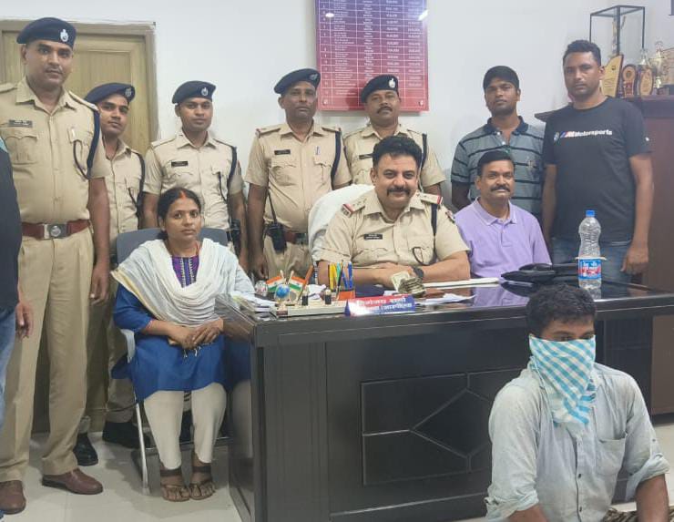 रांची: फर्जी RPF जवान बन कर टिकट काउंटर के अंदर से उड़ाया 29 हजार रुपए, जानिए कैसे पकड़ाया