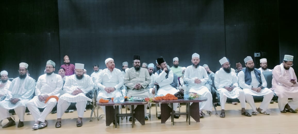 विधानसभा चुनाव से पहले गोलबंद हो रहे मुसलमान! शिक्षा के साथ साथ राजनीति में कदम रखने की बन रही रणनीति  