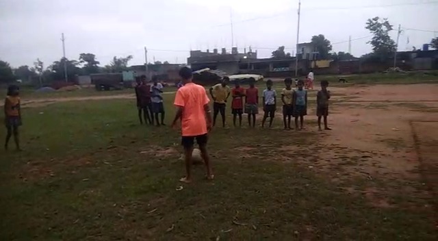 राज्य बनने के बाद खत्म हो गया गुमला के खेल गांव की पहचान, नई उम्मीद जगाने की हो रही कोशिश