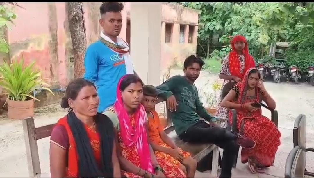 नालंदा: एक पुरुष पर दो महिलाओं ने जताया पत्नी होने का हक, थाने पहुंचा मामला, हुआ हाई वोल्टेज ड्रामा 