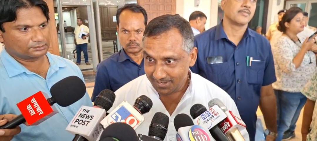 भाजपा के लिए सदन बना नाटकमंच, वेल में रहने का शुरू किया ड्रामा: बन्ना गुप्ता