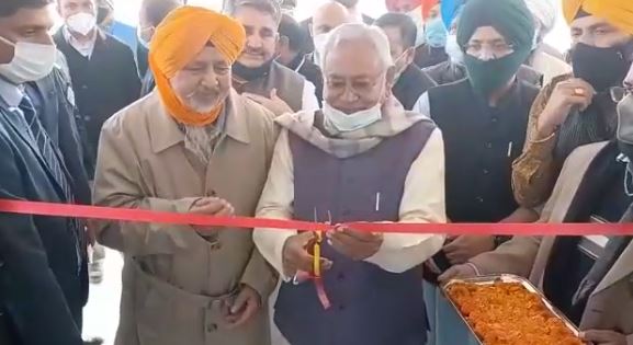 मुख्यमंत्री नीतीश कुमार पटना साहिब के दौरे पर, गुरुद्वारा गुरु का बाग में पटना साहिब भवन का किया उद्घाटन