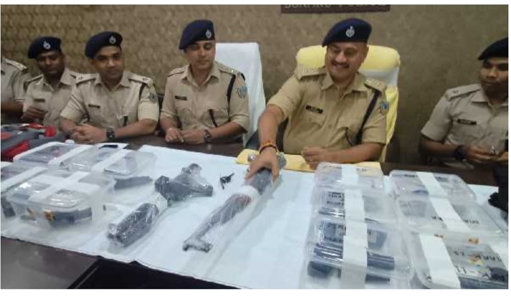 AK-47 Recovered :बोकारो पुलिस ने पढ़िए कैसे टाल दिया झारखंड में किसी बड़े अपराध की घटना को