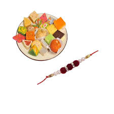 बाजारों में उपलब्ध हैं ट्रेंडी राखियां ,खरीददारी के बचे हैं महज़ दो दिन