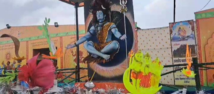 स्वर और सुर के स्वामी के साथ संगीत के अधिष्ठात्री है महादेव, बाबाधाम में स्थापित है वीणाधर महादेव की अद्भूत प्रतिमा