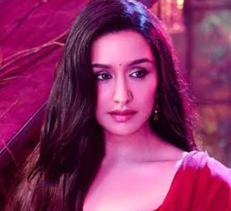 एक सप्ताह बाद भी दर्शकों के सिर से नहीं उतरा स्त्री 2 का खुमार! अब भी लोगों को नहीं मिल रहा टिकट