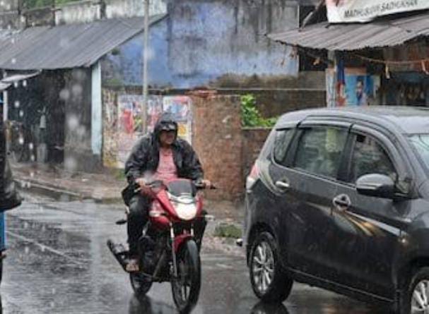 Weather Forecast: झारखंड के उत्तर पूर्व जिलों में गरज के साथ तेज बारिश की संभावना, पढ़े आज कैसा रहेगा रांची का मौसम