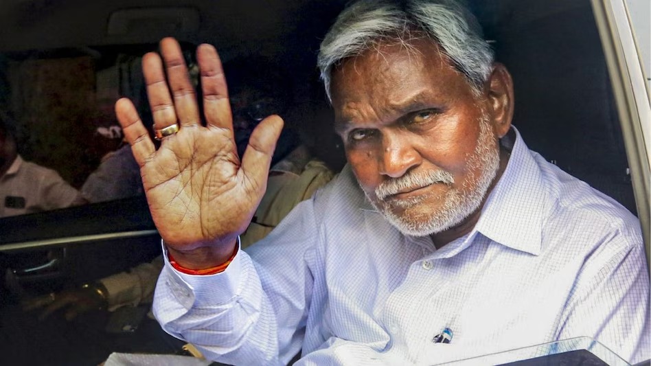 चंपाई अपने बेटा बाबूलाल संग भाजपा में आज होंगे शामिल, शहीद मैदान में तैयारी जोरों पर