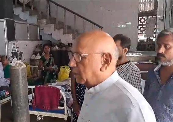 जमशेदपुर:विधायक सरयू राय ने एमजीएम अस्पताल का किया निरीक्षण, ख़राब व्यवस्था देख हुए नाराज
