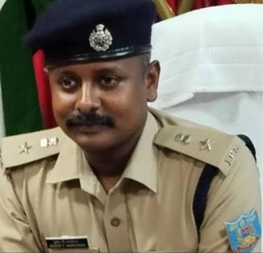 धनबाद पुलिस की पहल: गोपनीयता की शर्त पर पुलिस अधिकारी के खिलाफ भी घर बैठे कैसे कर सकते हैं शिकायत, पढ़िए इस रिपोर्ट में