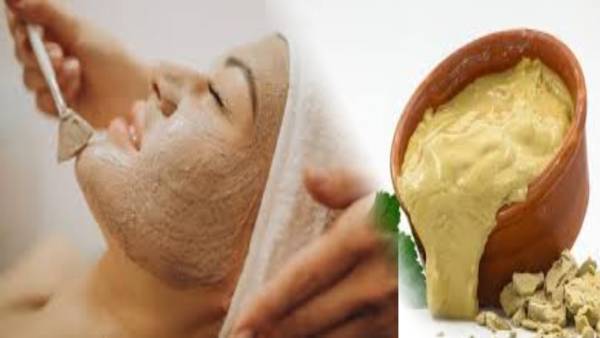 मुल्तानी मिट्टी के फायदे जान हो जाएंगे हैरान, ऑयली स्क्रीन से मिलेगा छुटकारा 