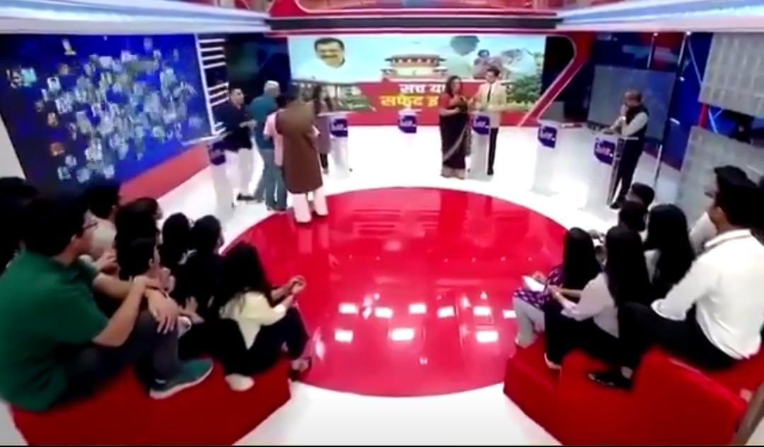 देश के नामी टीवी शो में लड़ गए दो जाने-माने पत्रकार, जिसने देखा कहा Shame-Shame...देखिए वीडियो  