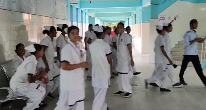 Bihar News: ICU वार्ड से नवजात चोरी का सनसनीखेज मामला आया सामने, परिजनों ने जमकर काटा बवाल,पढें पूरा मामला