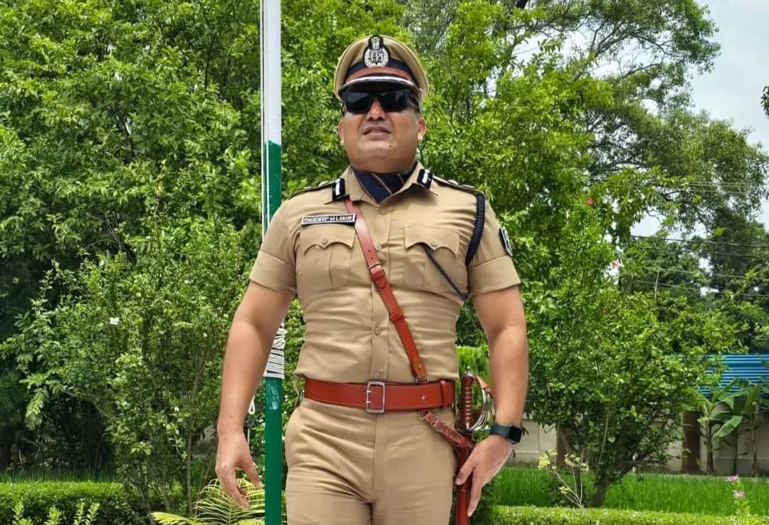 Bihar News:बिहार कैडर के चर्चित आईपीएस शिवदीप वामन राव लांडे ने दिया इस्तीफा, फेसबुक पेज से दी जानकारी