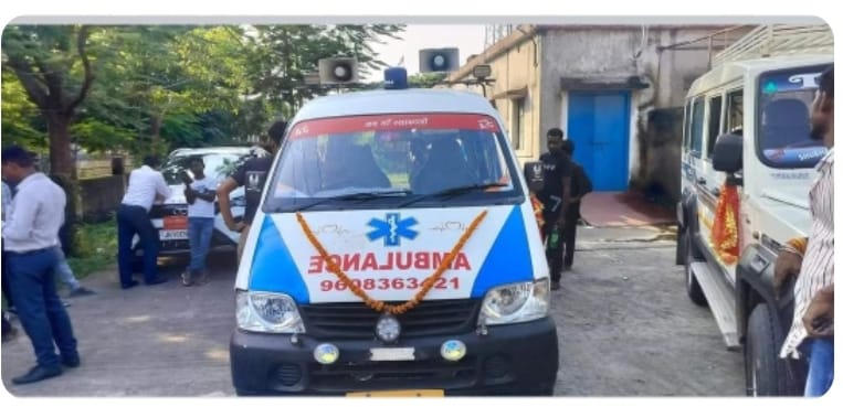 गोविंदपुर में आदिवासी युवती की हत्या के बाद लोग आक्रोशित, विरोध में किया सड़क जाम