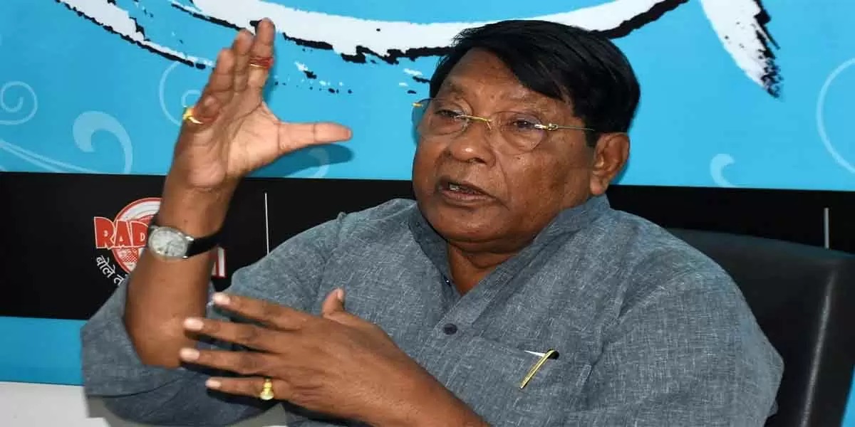 बिहार-झारखंड के आईपीएस अधिकारियों में क्यों है राजनीति का क्रेज ,पढ़िए इस रिपोर्ट में