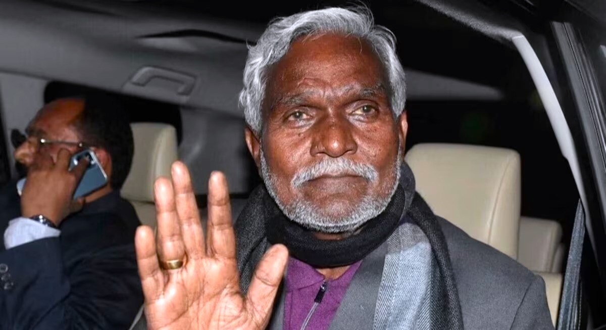 चंपाई के साथ हो गया खेला, पूर्व मुख्यमंत्री ने  लौटाया कारकेड! समझिए अंदर की कहानी