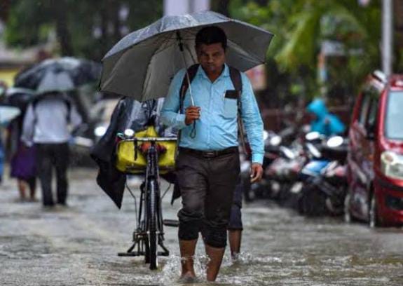 Weather Update:आज से तांडव मचाएगा हथिया नक्षत्र, देश के इन राज्यों में झमाझम बारिश की संभावना पढें झारखंड का मौसम