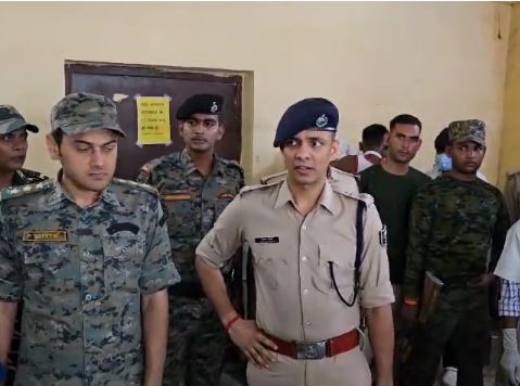 गोलियों की तड़तड़ाहट से गूंजा गोपालगंज, शराब तस्कर और पुलिस में हुई मुठभेड़, एक होमगार्ड और तस्कर घायल