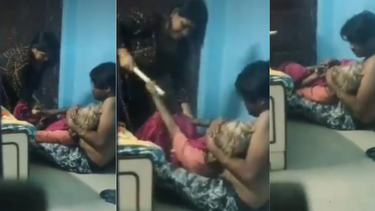 भगवान ना दे किसी को ऐसी संतान! बहू कोख में डाल रही थी डंडा, दर्द से चित्कार रही मां का मुंह जकड़ रखा था हैवान बेटा, देखिए VIDEO