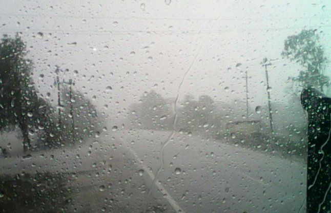 राज्य में मौसम ने बदला मिज़ाज़ , कई इलाकों में झमाझम  बारिश  