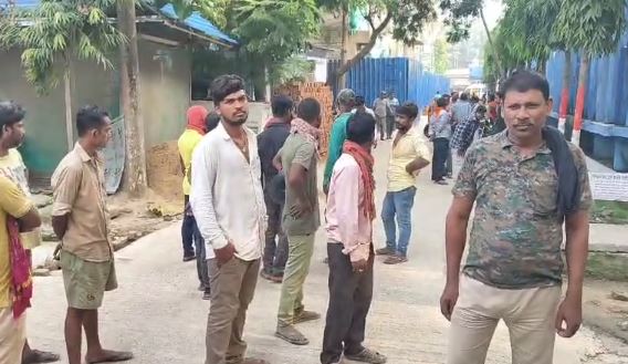 बेगूसराय में अपराधियों का तांडव, डांस करने के लिए आर्केस्ट्रा डांसर को बुलाया और रेत दिया गला, मचा कोहराम