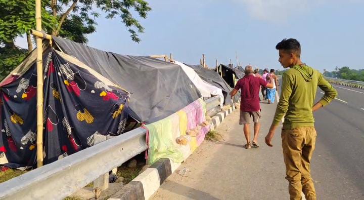 Bihar:भूखे मरने को मजबूर हुए सैकड़ों बाढ़ पीड़ित परिवार, प्रशासन मदद की जगह कर रहा महज खानापूर्ती, पढ़ें क्या कह रहे हैं लोग