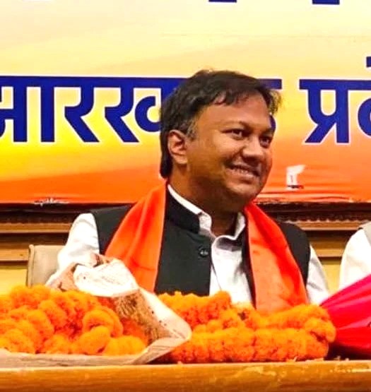 डीएमएफ़टी फंड में हो रही धांधली, केंद्र से पैसा मांगने से पहले इसका हिसाब दें हेमंत सरकार:  अजय साह