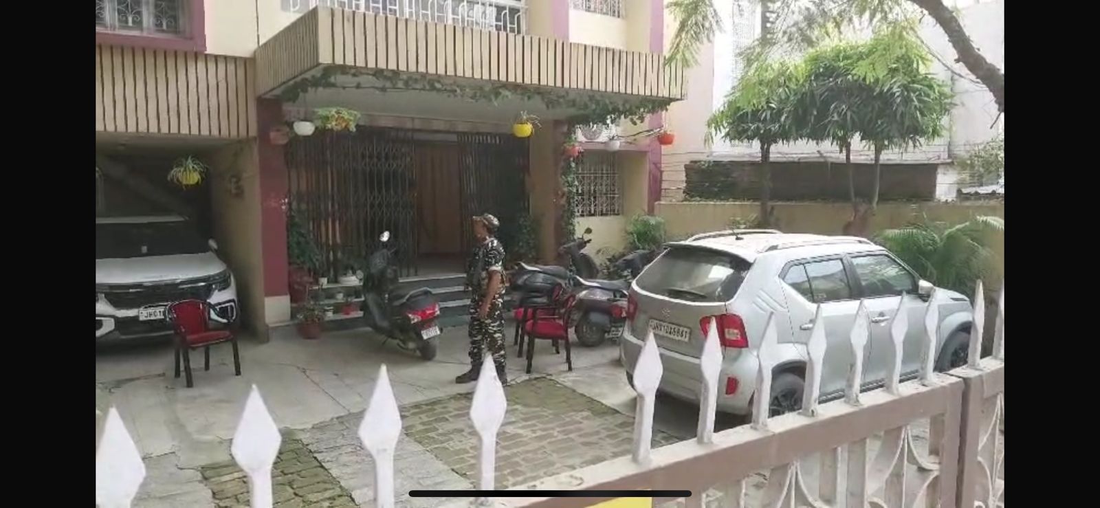 ED ACTION: मंत्री के PS, IAS और कारोबारी के ठिकाने पर छापेमारी, जानिए किस मामले में चल रही रेड