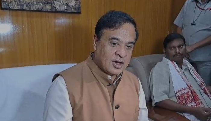 दुर्गा पूजा और मोहर्रम को लेकर हिमंता का बड़ा बयान! भाजपा की सरकार बनने के एक साल में ही बदल देंगे हालत