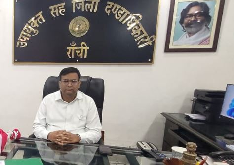 निष्पक्ष चुनाव को लेकर प्रशासन मुस्तैद, रांची में बनाए गए 2777 मतदान केंद्र, तैनात किए जाएंगे 333 मजिस्ट्रेट