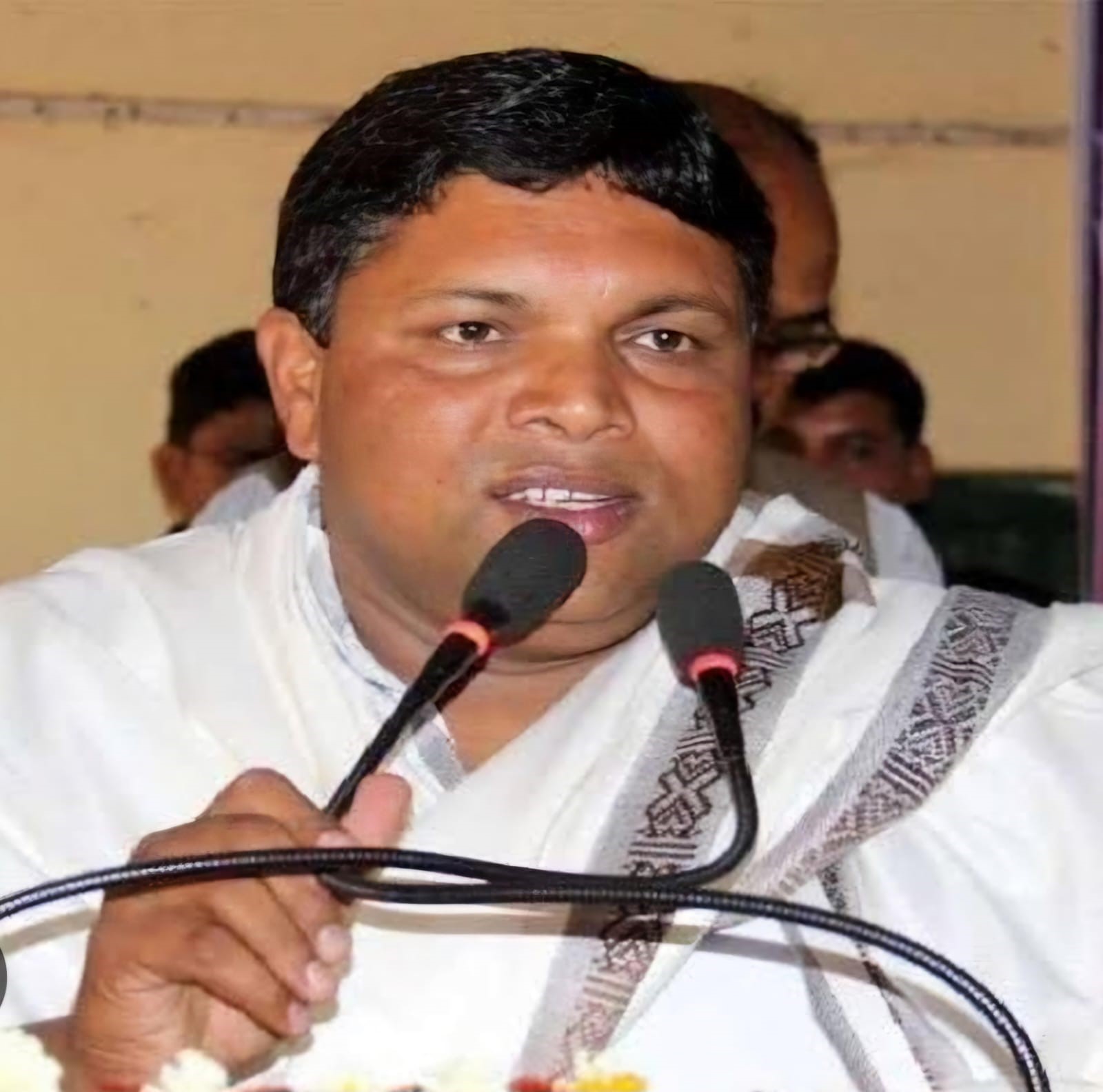 जरमुंडी विधानसभा सीट: पूर्व मंत्री बादल के टिकट पर लग सकता है ग्रहण, प्रियंका गांधी के कहने के बावजूद भी लोकसभा चुनाव में नहीं दिला सके थे बढ़त