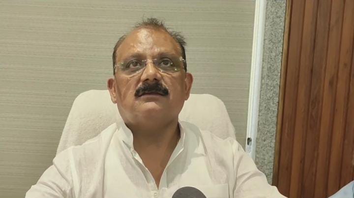 Jharkhand Election:चुनाव का बज चुका है बिगुल पर एनडीए और महागठबंधन में नहीं हो पाई सीट शेयरिंग, पढ़ें मिथिलेश ठाकुर ने इस पर क्या कहा