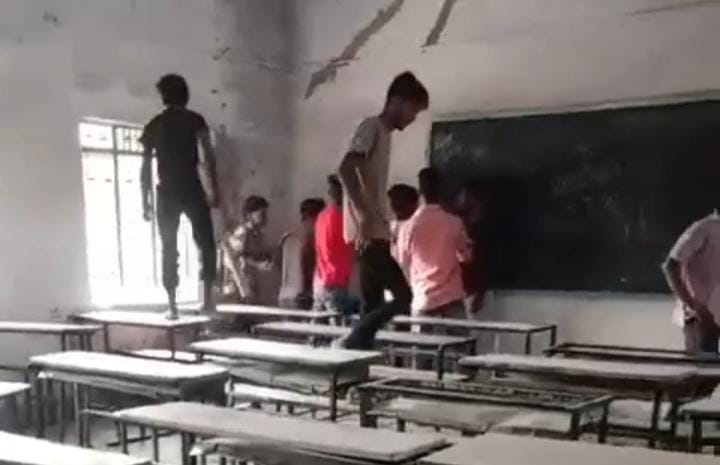 Bihar News: स्कूल में वर्चस्व को लेकर महादलित बच्चे की हत्या, स्कूल के साथियों ने ही पीटकर ले ली जान, पढ़ें पूरा मामला