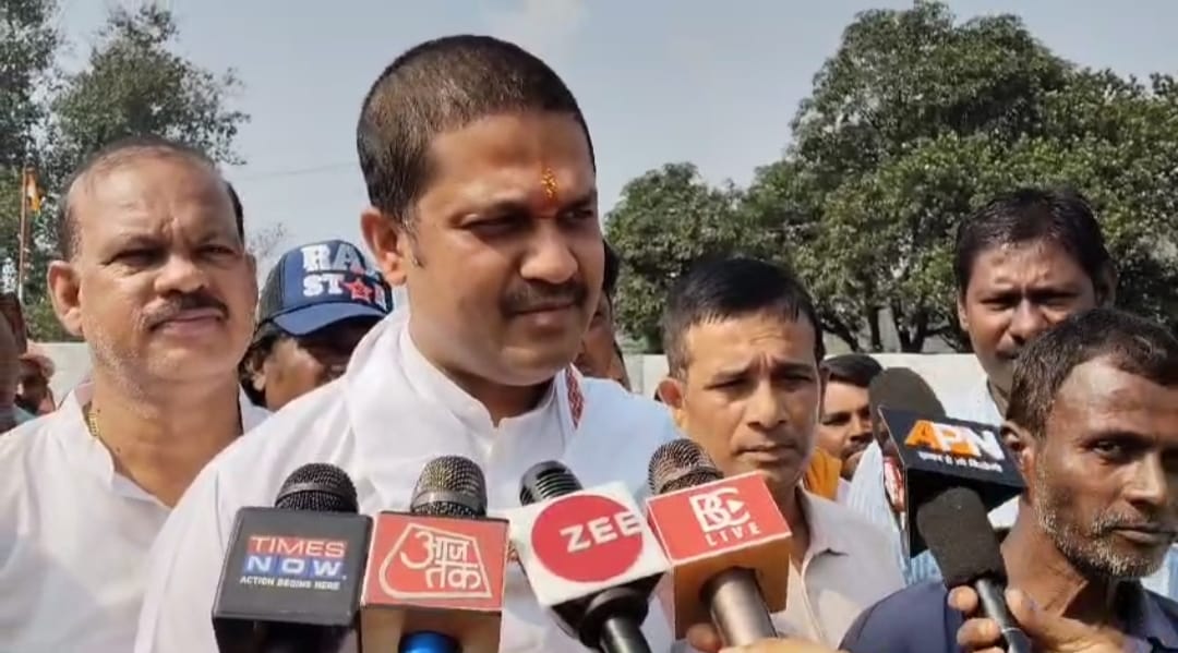 Hot Seat Bermo: अनूप सिंह और रबिन्द्र पांडेय के पास केवल चुनाव जीतना नहीं, बल्कि पिता की विरासत बचाने की भी है लड़ाई