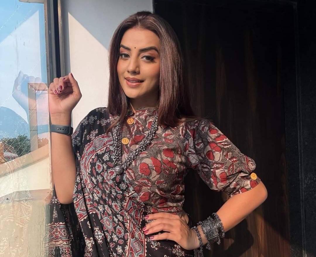 Bihar News: ‘दो दिन में 50 लाख रुपए भेजो वरना...’ भोजपुरी एक्ट्रेस अक्षरा सिंह को मिली जान से मारने की धमकी, FIR दर्ज