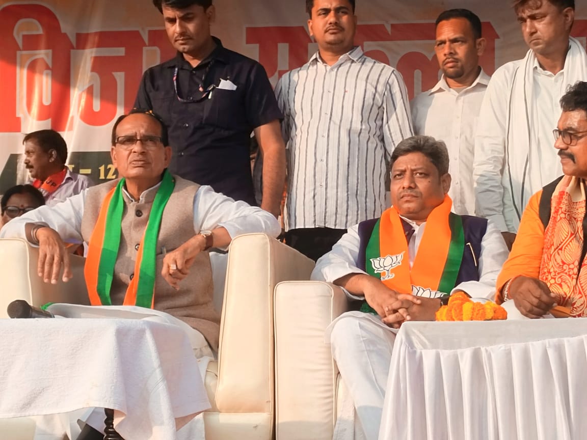 BIG BREAKING: झामुमो को बड़ा झटका! विधायक ने थामा भाजपा का दामन 