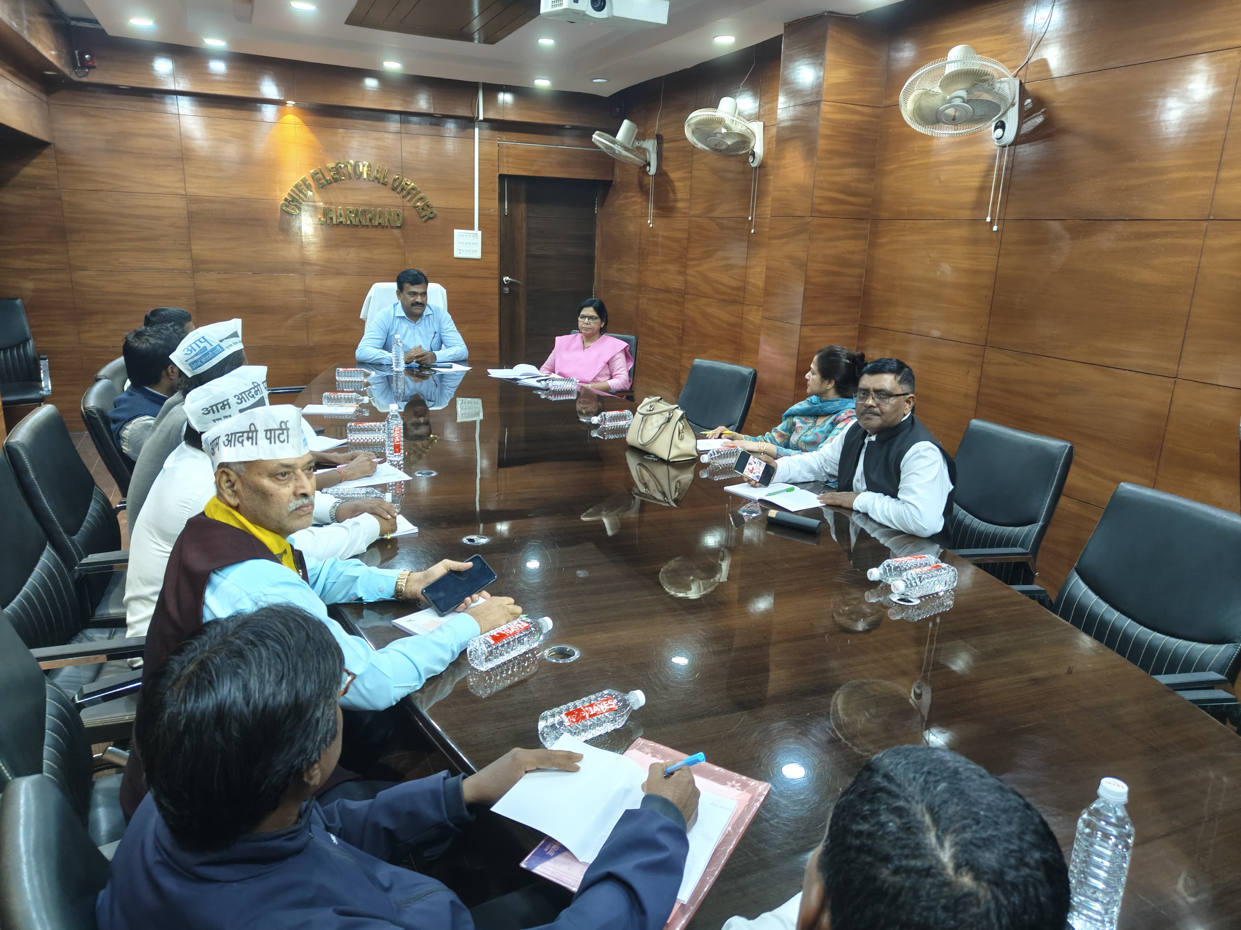 Jharkhand Election 2024: 38 सीटों पर थम गया चुनाव प्रचार, जान लें चुनाव आयोग का ये नियम वरना फंस सकते हैं बड़े झमेले में