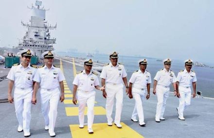 Indian Navy Vacancy: भारतीय नौसेना में 12वीं पास के लिए निकली भर्ती, इस तारीख से करें आवेदन