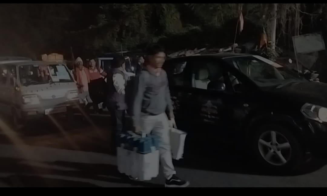 Dhanbad Voting Update : टुंडी में सबसे अधिक तो धनबाद में सबसे कम हुई पोलिंग 