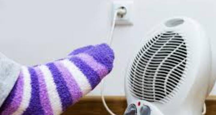 Health Tips:सर्दियों में करते है रुम हीटर का इस्तेमाल, तो हो जाएं सावधान, वरना हो सकता है ये नुकसान, करें ये उपाय