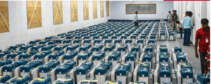 Jharkhand Vote Counting : शुरूआती रुझान में NDA को बढ़त, रांची से पोस्टल में महुआ माजी आगे, सीपी सिंह पीछे